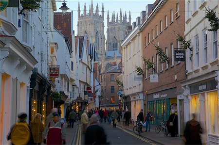 Colliergate and Minster at Christmas, York, Yorkshire, England, United Kingdom, Europe Stock Photo - Rights-Managed, Code: 841-06616973