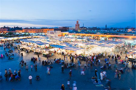 simsearch:841-06447861,k - Food stalls in Place Djemaa El Fna at night, Marrakech, Morocco, North Africa, Africa Foto de stock - Con derechos protegidos, Código: 841-06804600