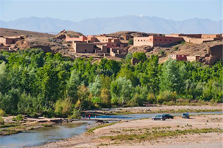 dades valley - Typical Moroccan desert town in the Dades Valley, Morocco, North Africa, Africa Photographie de stock - Rights-Managed, Code: 841-06804613