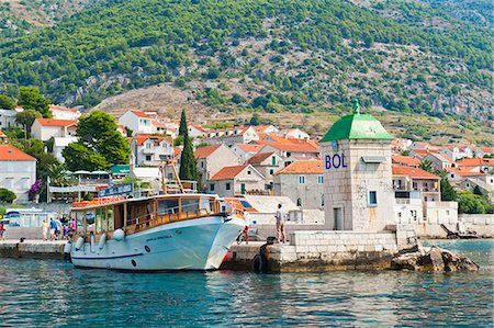 Taxi boat to Zlatni Rat Beach, Bol Town, Brac Island, Dalmatian Coast, Adriatic, Croatia, Europe Foto de stock - Con derechos protegidos, Código: 841-06804685