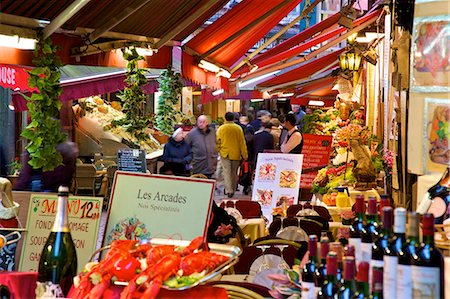 rue des bouchers - Restaurants in Rue des Bouchers, Brussels, Belgium, Europe Stock Photo - Rights-Managed, Code: 841-06805235