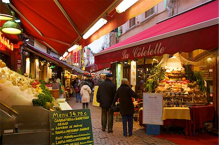 rue des bouchers - Restaurants in Rue des Bouchers, Brussels, Belgium, Europe Stock Photo - Rights-Managed, Code: 841-06805243