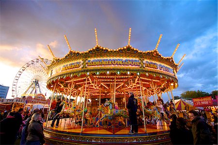 roundabout - Goose Fair, Nottingham, Nottinghamshire, England, United Kingdom, Europe Stock Photo - Rights-Managed, Code: 841-06805314