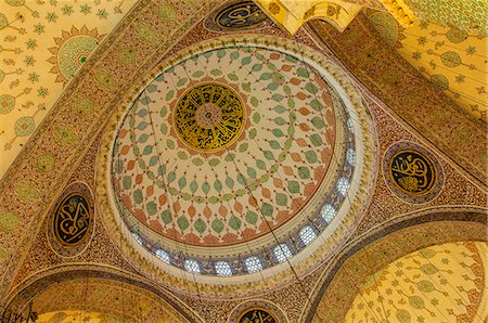 simsearch:841-07783014,k - Yeni Cami or the New Mosque, Domes and cupolas, Istanbul Old city, Turkey Photographie de stock - Rights-Managed, Code: 841-06805418