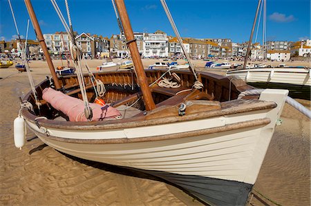 saint ives - Boat on beach, St. Ives, Cornwall, England, United Kingdom, Europe Stockbilder - Lizenzpflichtiges, Bildnummer: 841-06805558