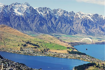 queenstown - Paragliding over Queenstown, Queenstown, Otago, South Island, New Zealand, Pacific Photographie de stock - Rights-Managed, Code: 841-06805859