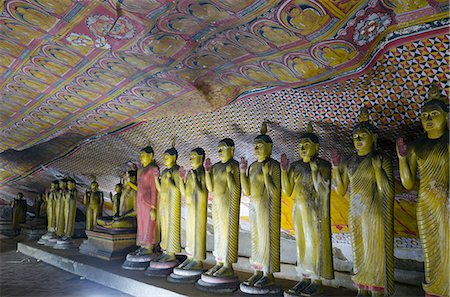 dambulla - Buddha statues in Cave 2, Cave Temples, UNESCO World Heritage Site, Dambulla, North Central Province, Sri Lanka, Asia Photographie de stock - Rights-Managed, Code: 841-06806025