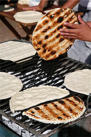 Torta Asada bread, Humahuaca, Quebrada de Humahuaca, Jujuy Province, Argentina, South America Photographie de stock - Rights-Managed, Code: 841-06806225