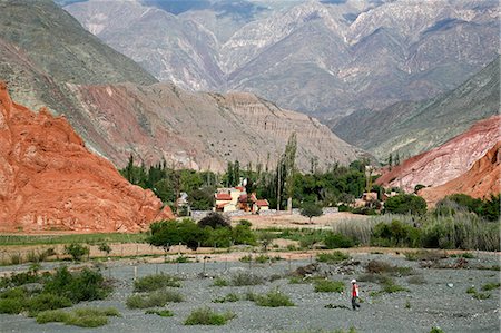 purmamarca - Landscape from the Camino de los Colorados trail around Purmamarca, Quebrada de Humahuaca, UNESCO World Heritage Site, Jujuy Province, Argentina, South America Photographie de stock - Rights-Managed, Code: 841-06806228