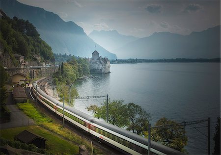 suiza - The Castle of Chillon, on Lake Geneva, Montreux, Canton Vaud, Switzerland, Europe Foto de stock - Con derechos protegidos, Código: 841-06806475