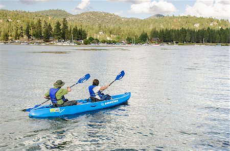 Kayaking on Big Bear Lake, California, United States of America, North America Photographie de stock - Rights-Managed, Code: 841-06806689