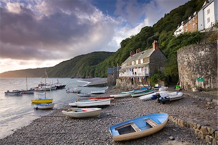 simsearch:841-07202131,k - Fishing boats on the pebble beach in Clovelly harbour at dawn, Devon, England, United Kingdom, Europe Fotografie stock - Rights-Managed, Codice: 841-06806716