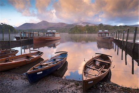 derwentwater - Boats and jetties near Friars Crag at dawn, Derwent Water, Lake District National Park, Cumbria, England, United Kingdom, Europe Photographie de stock - Rights-Managed, Code: 841-06806722