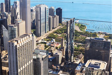High angle view of Millennium Park and Lake Michigan, Chicago, Illinois Photographie de stock - Rights-Managed, Code: 841-06807011