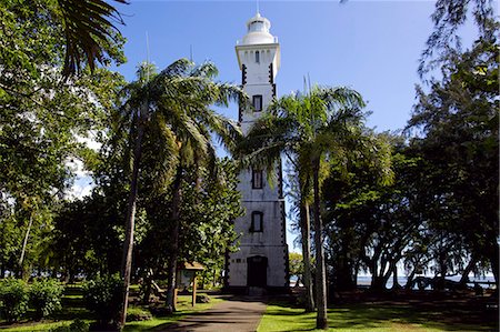 simsearch:841-02703616,k - A lighthouse on the east coast of Tahiti island, Society Islands, French Polynesia, Pacific Islands, Pacific Photographie de stock - Rights-Managed, Code: 841-06807071