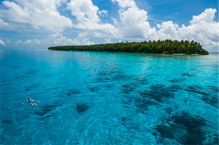 simsearch:841-06807154,k - Little islet in the Ant Atoll, Pohnpei, Micronesia, Pacific Stock Photo - Rights-Managed, Code: 841-06807144