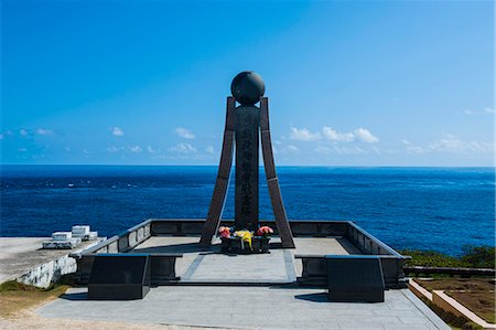 simsearch:841-06807169,k - World War II memorial at the Banzai Cliffs in Saipan, Northern Marianas, Central Pacific, Pacific Foto de stock - Direito Controlado, Número: 841-06807168