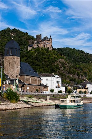 Castle Stahleck above the village of Bacharach in the Rhine valley, Rhineland-Palatinate, Germany, Europe Stock Photo - Rights-Managed, Code: 841-06807321