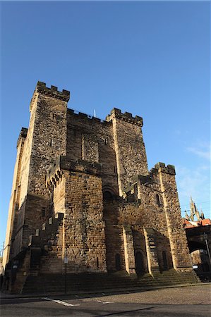 Norman era castle keep, built by King Henry II from 1168 to 1178, Newcastle-upon-Tyne, Tyne and Wear, England, United Kingdom, Europe Stock Photo - Rights-Managed, Code: 841-06807395