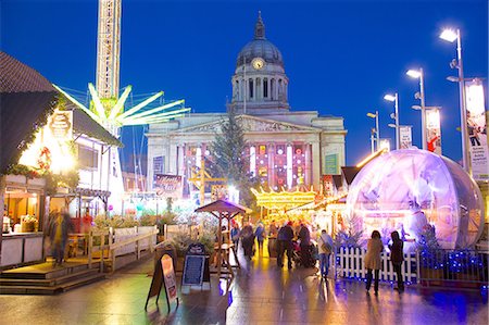 Council House and Christmas Market stalls in the Market Square, Nottingham, Nottinghamshire, England, United Kingdom, Europe Foto de stock - Con derechos protegidos, Código: 841-06807657