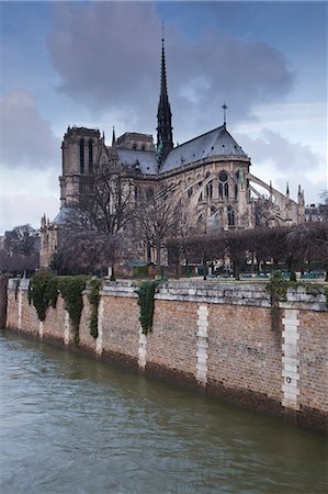 eau - Notre Dame de Paris cathedral, Paris, France, Europe Photographie de stock - Rights-Managed, Code: 841-06807830