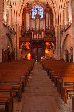 simsearch:841-06807901,k - The beautiful wooden organ inside the cathedral at Angers, Maine-et-Loire, France, Europe Fotografie stock - Rights-Managed, Codice: 841-06807901