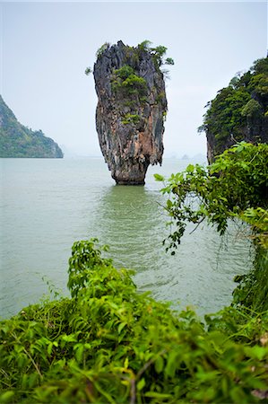 sea thailand - Khao Phing Kan (James Bond Island), Ao Phang-Nga National Marine Park, Phuket Island, Phuket, Thailand, Southeast Asia, Asia Stock Photo - Rights-Managed, Code: 841-06807970