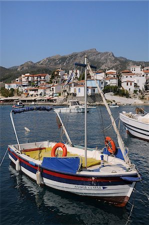 Fishing boats moored in Kokkari harbour, Samos, Eastern Sporades, Greek Islands, Greece, Europe Stock Photo - Rights-Managed, Code: 841-06808130
