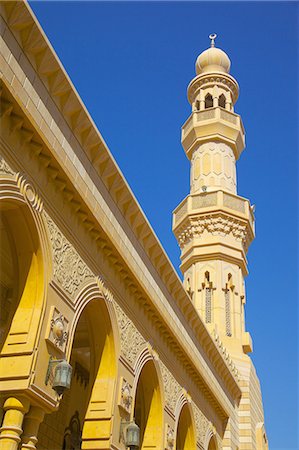 simsearch:841-05846641,k - Ornate Mosque, Abu Dhabi, United Arab Emirates, Middle East Stock Photo - Rights-Managed, Code: 841-07084010