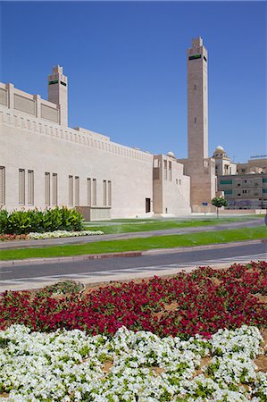 simsearch:841-07084010,k - Sheikha Salama Mosque, Al Ain, Abu Dhabi, United Arab Emirates, Middle East Foto de stock - Con derechos protegidos, Código: 841-07084027