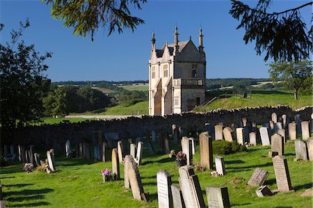 Churchyard of St. James and Jacobean lodge, Chipping Campden, Gloucestershire, Cotswolds, England, United Kingdom, Europe Stock Photo - Rights-Managed, Code: 841-07084112