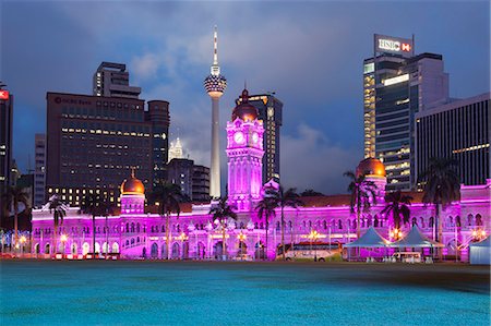 simsearch:841-08031606,k - The Sultan Abdul Samad Building at night, Kuala Lumpur, Malaysia, Southeast Asia, Asia Foto de stock - Con derechos protegidos, Código: 841-07084128