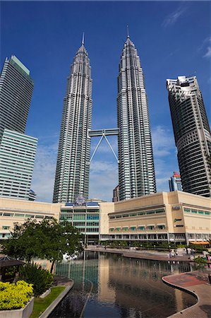 The Petronas Towers (Petronas Twin Tower), Kuala Lumpur, Malaysia, Southeast Asia, Asia Foto de stock - Con derechos protegidos, Código: 841-07084129