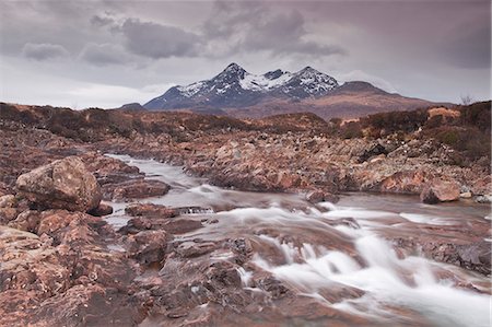 The River Sligachan and the Cuillin Hills, Isle of Skye, Inner Hebrides, Scotland, United Kingdom, Europe Foto de stock - Con derechos protegidos, Código: 841-07084247