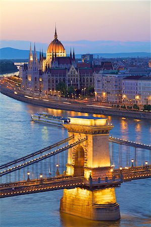 Chain Bridge, River Danube and Hungarian Parliament at dusk, UNESCO World Heritage Site, Budapest, Hungary, Europe Stock Photo - Rights-Managed, Code: 841-07080967