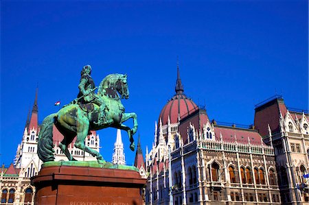 Bronze equestrian Monument of Ferenc II Rakoczi, Prince of Transylvania, in front of Hungarian Parliament Building, Budapest, Hungary, Europe Stock Photo - Rights-Managed, Code: 841-07080974