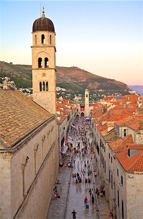 simsearch:841-06804669,k - Franciscan Monastery and Stradun, Old city, UNESCO World Heritage Site, Dubrovnik, Croatia, Europe Photographie de stock - Rights-Managed, Code: 841-07081006