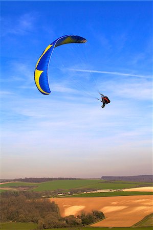 south downs - Paragliding over the South Downs, East Sussex, England, United Kingdom, Europe Stockbilder - Lizenzpflichtiges, Bildnummer: 841-07081179