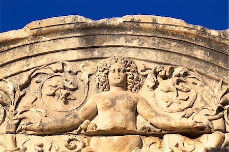romano - Detail of Temple of Hadrian, Ephesus, Anatolia, Turkey, Asia Minor, Eurasia Foto de stock - Con derechos protegidos, Código: 841-07081242