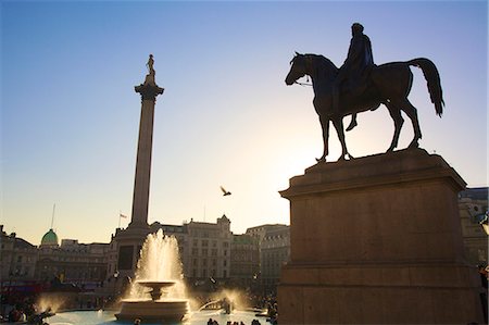 simsearch:841-07084139,k - Trafalgar Square, London, England, United Kingdom, Europe Foto de stock - Direito Controlado, Número: 841-07081314