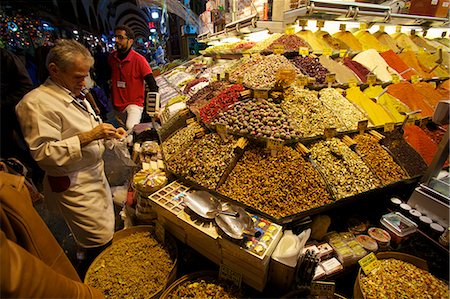 Spice Bazaar, Istanbul, Turkey, Europe Foto de stock - Con derechos protegidos, Código: 841-07081331