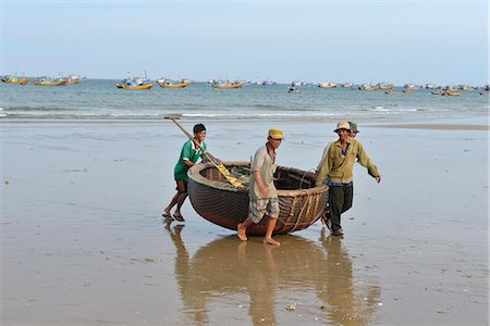 Basket tug boat, Phan Thiet, Vietnam, Indochina, Southeast Asia, Asia Stock Photo - Rights-Managed, Code: 841-07081516