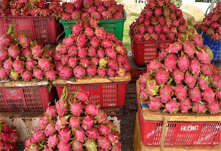 foods asia market - Dragon Fruit, Vietnam, Indochina, Southeast Asia, Asia Stock Photo - Rights-Managed, Code: 841-07081517