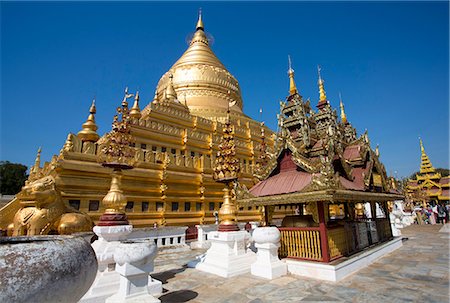 Shwezigon Paya, Nyaung U, Bagan, Myanmar (Burma), Asia Stock Photo - Rights-Managed, Code: 841-07081598