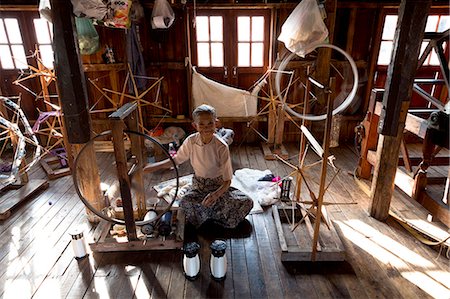 shan state - Woman spinning silk in factory in In Phaw Khone village, Inle Lake, Myanmar (Burma), Southeast Asia Stock Photo - Rights-Managed, Code: 841-07081652