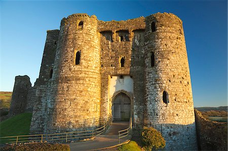 Kidwelly Castle, Carmarthenshire, Wales, United Kingdom, Europe Foto de stock - Con derechos protegidos, Código: 841-07081951