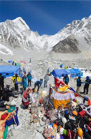 simsearch:841-07082220,k - Puja ceremony, Everest Base Camp, Solu Khumbu Everest Region, Sagarmatha National Park, UNESCO World Heritage Site, Nepal, Himalayas, Asia Stock Photo - Rights-Managed, Code: 841-07082212
