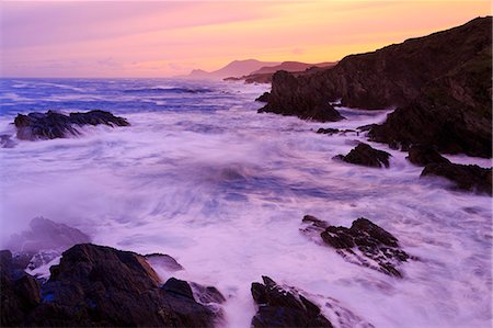 Coastline on Atlantic Drive, Achill Island, County Mayo, Connaught (Connacht), Republic of Ireland, Europe Foto de stock - Con derechos protegidos, Código: 841-07082566