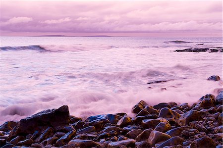doolin - The Burren coastline near Doolin, County Clare, Munster, Republic of Ireland, Europe Foto de stock - Con derechos protegidos, Código: 841-07082575