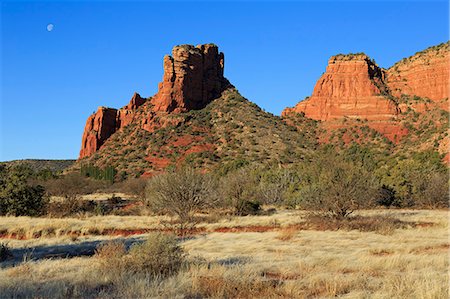 red rocks - Red Rock formations in Sedona, Arizona, United States of America, North America Foto de stock - Con derechos protegidos, Código: 841-07082608